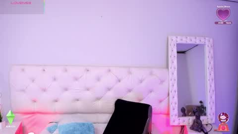 Ximena online show from 09-25-25, 03:54