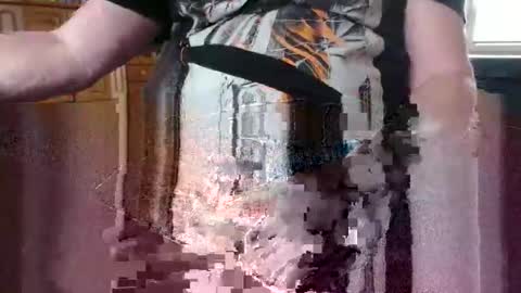 Snapshot of xmen43hot chatting on 01-21-25, 10:19 xmen43hot online show from 01-21-25, 10:19