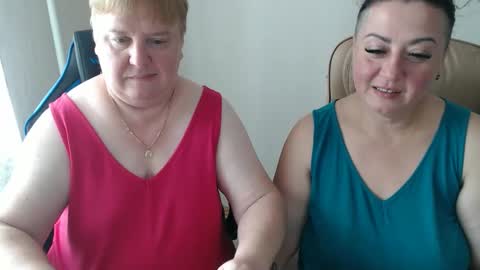 Snapshot of xmollyjanex chatting on 09-13-25, 11:21 XMollyJaneX online show from 09-13-25, 11:21