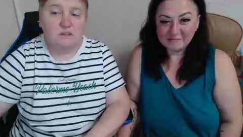 Snapshot of xmollyjanex chatting on 09-17-25, 05:47 XMollyJaneX online show from 09-17-25, 05:47
