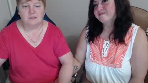 Snapshot of xmollyjanex chatting on 10-03-25, 05:54 XMollyJaneX online show from 10-03-25, 05:54