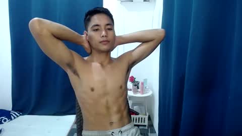 Snapshot of xmoreno_guy69 chatting on 01-14-25, 04:25 SECRET online show from 01-14-25, 04:25