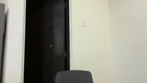 Snapshot of xmoreno_guy69 chatting on 11-18-25, 05:17 SECRET online show from 11-18-25, 05:17