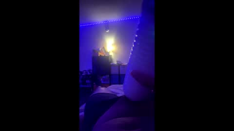 Snapshot of xob3n chatting on 12-03-24, 02:58 Alejandro FullMoon online show from 12-03-24, 02:58