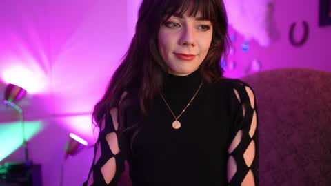 Bella Bondai online show from 12-07-24, 03:25