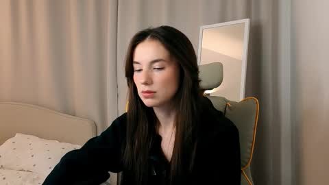 Snapshot of xolorene chatting on 02-16-26, 07:54 Jane online show from 02-16-26, 07:54