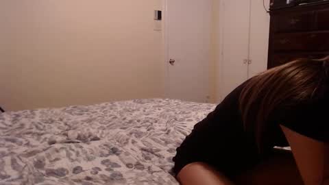 xoprettylittlepoisionxo online show from 09-26-25, 08:57