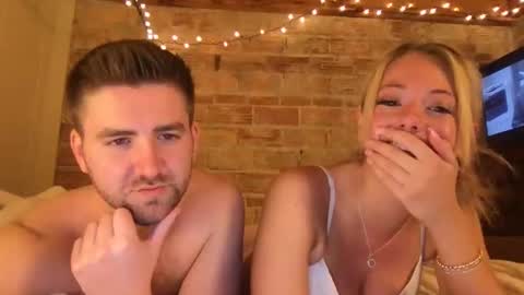 Snapshot of xoprincesspeachxo chatting on 10-28-25, 01:20 xoprincesspeachxo online show from 10-28-25, 01:20