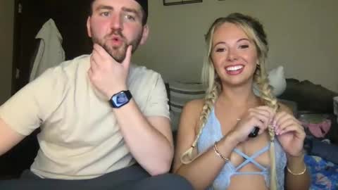 Snapshot of xoprincesspeachxo chatting on 11-04-25, 01:05 xoprincesspeachxo online show from 11-04-25, 01:05