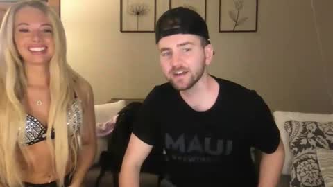 Snapshot of xoprincesspeachxo chatting on 12-14-25, 11:20 xoprincesspeachxo online show from 12-14-25, 11:20