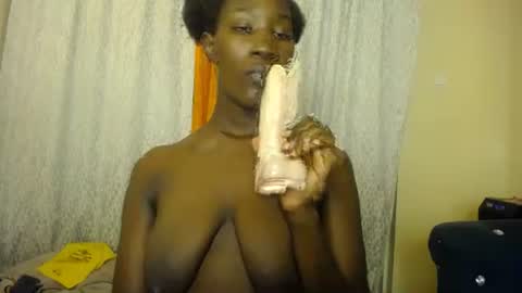 Xoxo online show from 09-26-25, 04:11