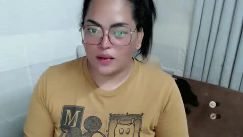 Snapshot of xsabbylicious69 chatting on 10-27-25, 01:37 xsabbylicious69 online show from 10-27-25, 01:37