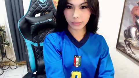 Snapshot of xseductive_airax chatting on 12-03-24, 03:33 aira online show from 12-03-24, 03:33