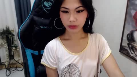 Snapshot of xseductive_airax chatting on 12-04-24, 06:50 aira online show from 12-04-24, 06:50