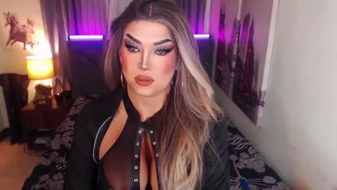 Cattaleya online show from 02-20-25, 04:39