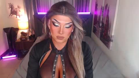 Cattaleya online show from 03-02-25, 01:05