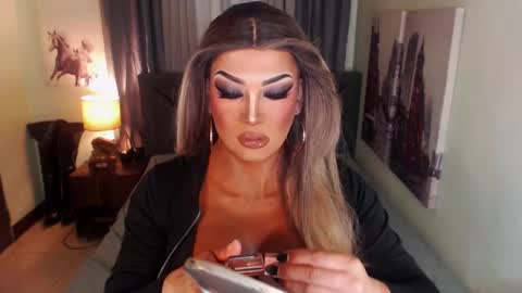 Cattaleya online show from 03-09-25, 02:07