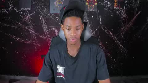 xshipy  online show from 10-03-25, 01:19