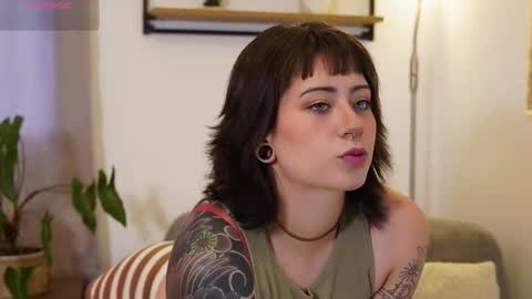 Snapshot of xspacebluex chatting on 02-16-26, 10:17 Blue online show from 02-16-26, 10:17