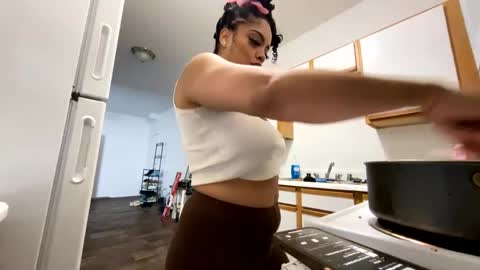 Snapshot of xstargazingx chatting on 01-29-25, 01:58 xStarGazingx online show from 01-29-25, 01:58