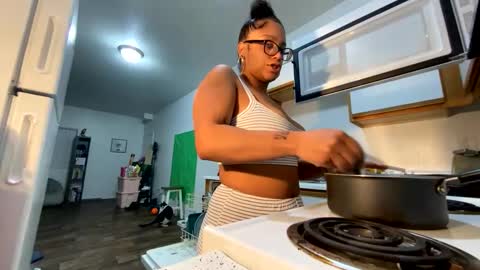 Snapshot of xstargazingx chatting on 03-02-25, 10:56 xStarGazingx online show from 03-02-25, 10:56