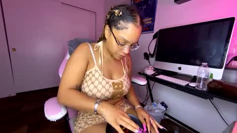 Snapshot of xstargazingx chatting on 09-13-25, 07:52 xStarGazingx online show from 09-13-25, 07:52