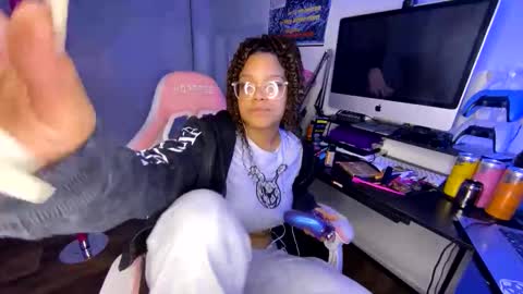 xStarGazingx online show from 01-16-26, 05:22