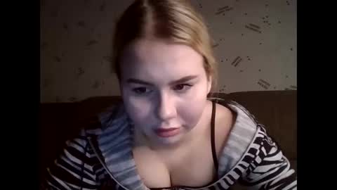 xSweetieLadys online show from 12-03-25, 09:02