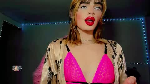 Femboy Exotic online show from 09-28-25, 10:20