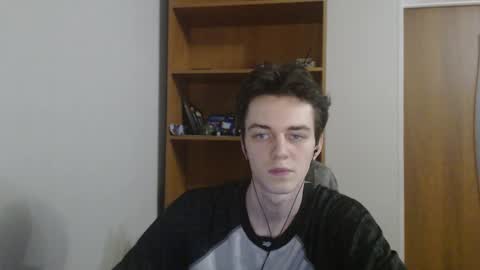 traqqq online show from 10-20-25, 07:47