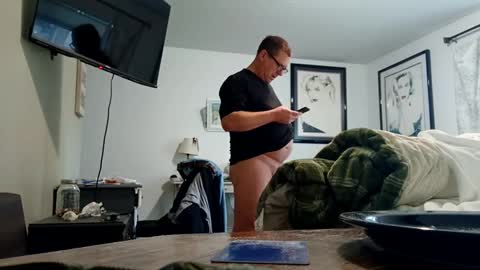 Snapshot of xtreme1970 chatting on 02-04-25, 06:38 Xtreme online show from 02-04-25, 06:38