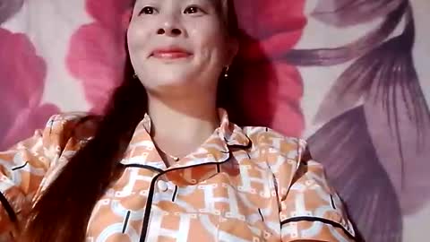 Snapshot of xuxulove00 chatting on 10-10-25, 12:26 xuxulove00 online show from 10-10-25, 12:26