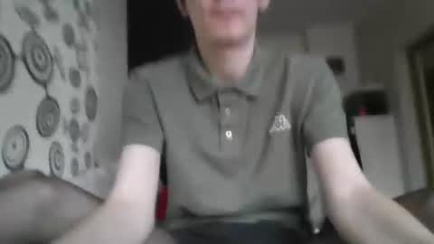 Snapshot of xvenon9898x chatting on 10-24-25, 10:11 xvenon9898x online show from 10-24-25, 10:11