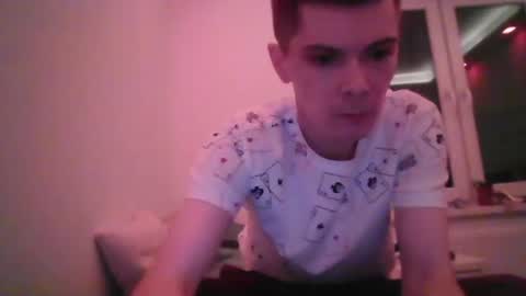 Snapshot of xvenon9898x chatting on 11-23-25, 05:02 xvenon9898x online show from 11-23-25, 05:02