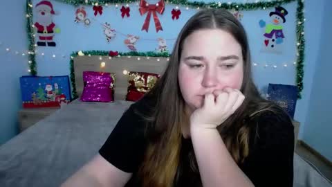 Snapshot of xx_daniella_xx chatting on 12-16-24, 05:38 xx daniella xx online show from 12-16-24, 05:38