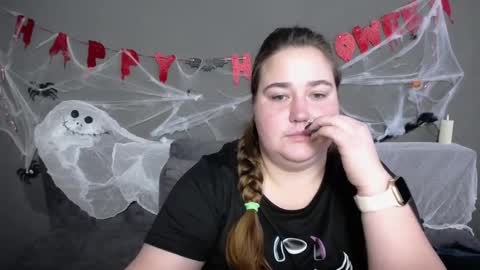 Snapshot of xx_daniella_xx chatting on 10-16-25, 06:36 xx daniella xx online show from 10-16-25, 06:36