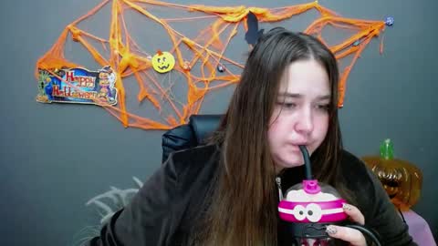 Snapshot of xx_daniella_xx chatting on 10-27-25, 07:23 xx daniella xx online show from 10-27-25, 07:23