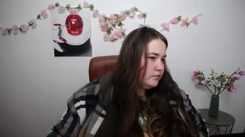 Snapshot of xx_daniella_xx chatting on 11-17-25, 08:42 xx daniella xx online show from 11-17-25, 08:42