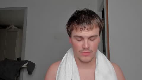 Snapshot of xx_raul_xx_ chatting on 03-16-26, 03:12 raul online show from 03-16-26, 03:12