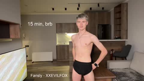 Snapshot of xxevilfox chatting on 09-13-25, 10:26 Fox online show from 09-13-25, 10:26
