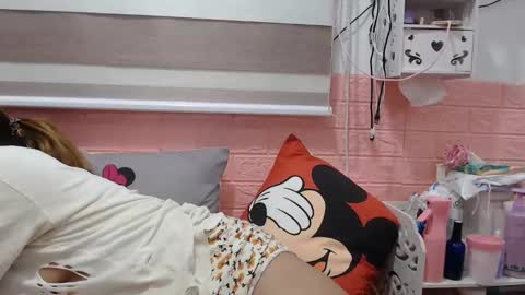 Snapshot of xxkryzelxx chatting on 12-05-24, 06:00 Dhel online show from 12-05-24, 06:00