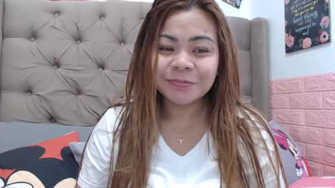 Snapshot of xxkryzelxx chatting on 01-16-25, 06:03 Dhel online show from 01-16-25, 06:03