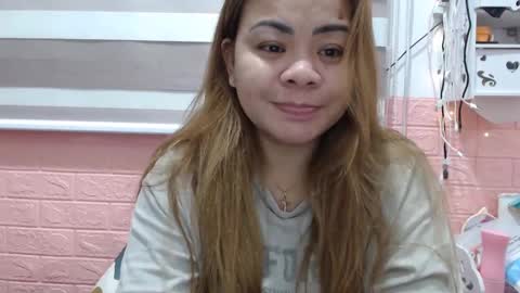 Snapshot of xxkryzelxx chatting on 01-28-25, 04:19 Dhel online show from 01-28-25, 04:19