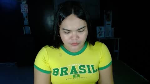 Snapshot of xxkylie_smithxx chatting on 11-09-25, 10:35 Kylie Smith online show from 11-09-25, 10:35