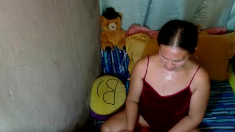 Snapshot of xxloveheart chatting on 10-17-25, 10:40 xxloveheart online show from 10-17-25, 10:40