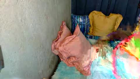 Snapshot of xxloveheart chatting on 11-14-25, 10:36 xxloveheart online show from 11-14-25, 10:36