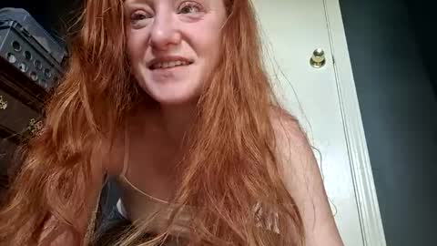 Snapshot of xxmariebliss chatting on 11-11-25, 07:14 xxmariebliss online show from 11-11-25, 07:14