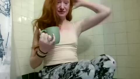 Snapshot of xxmariebliss chatting on 11-18-25, 01:26 xxmariebliss online show from 11-18-25, 01:26