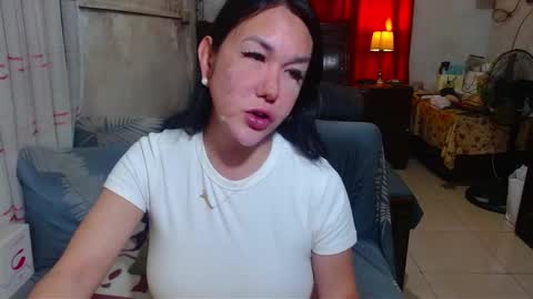 Snapshot of xxmiranda_greyxx chatting on 01-27-25, 01:05 sexyyanna4u online show from 01-27-25, 01:05