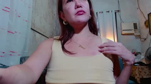 Snapshot of xxmiranda_greyxx chatting on 09-08-25, 11:26 sexyyanna4u online show from 09-08-25, 11:26